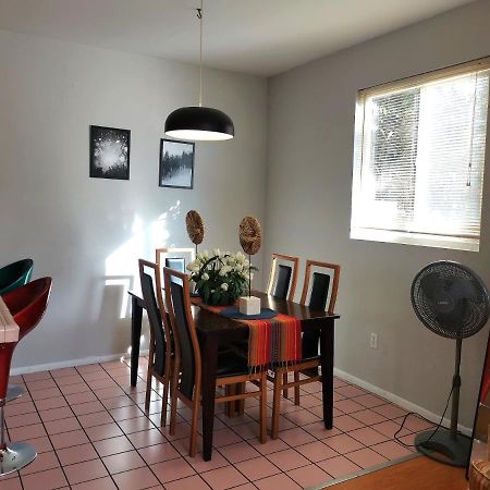 Pasadena Single House 3B1B 三房一厅一厨一浴 Lägenhet Exteriör bild