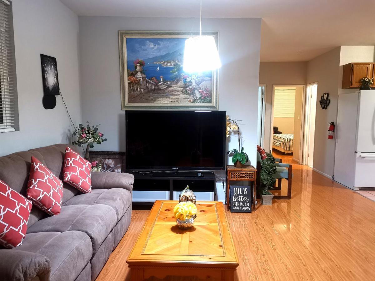 Pasadena Single House 3B1B 三房一厅一厨一浴 Lägenhet Exteriör bild